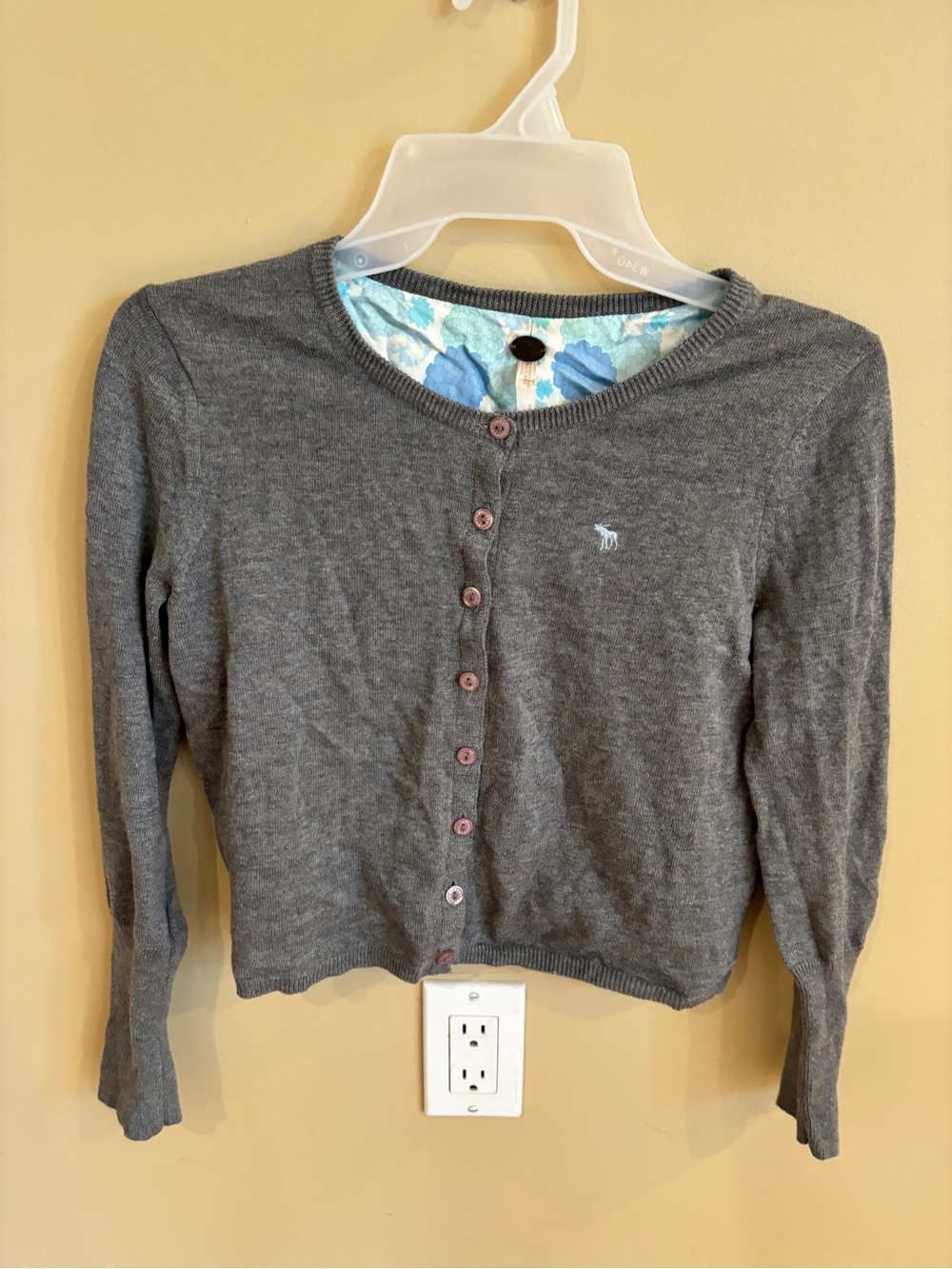 Vintage Y2K Abercrombie & Fitch Gray Cardigan Silk Floral Lining US M